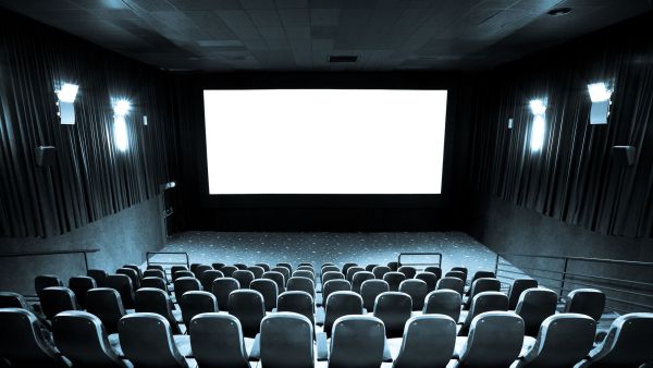 empty-cinema-and-white-screen